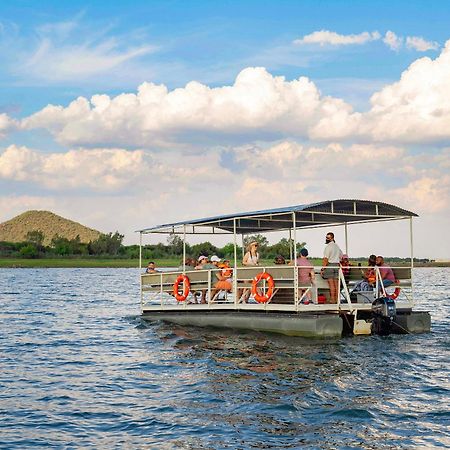 Finfoot Lake Reserve By Dream Resorts Vaaldam Extérieur photo